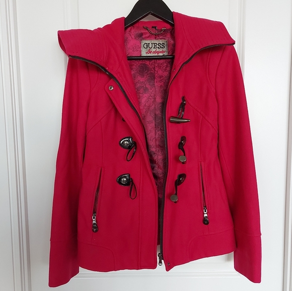 Guess Jacket🛍 - Picture 1 of 16